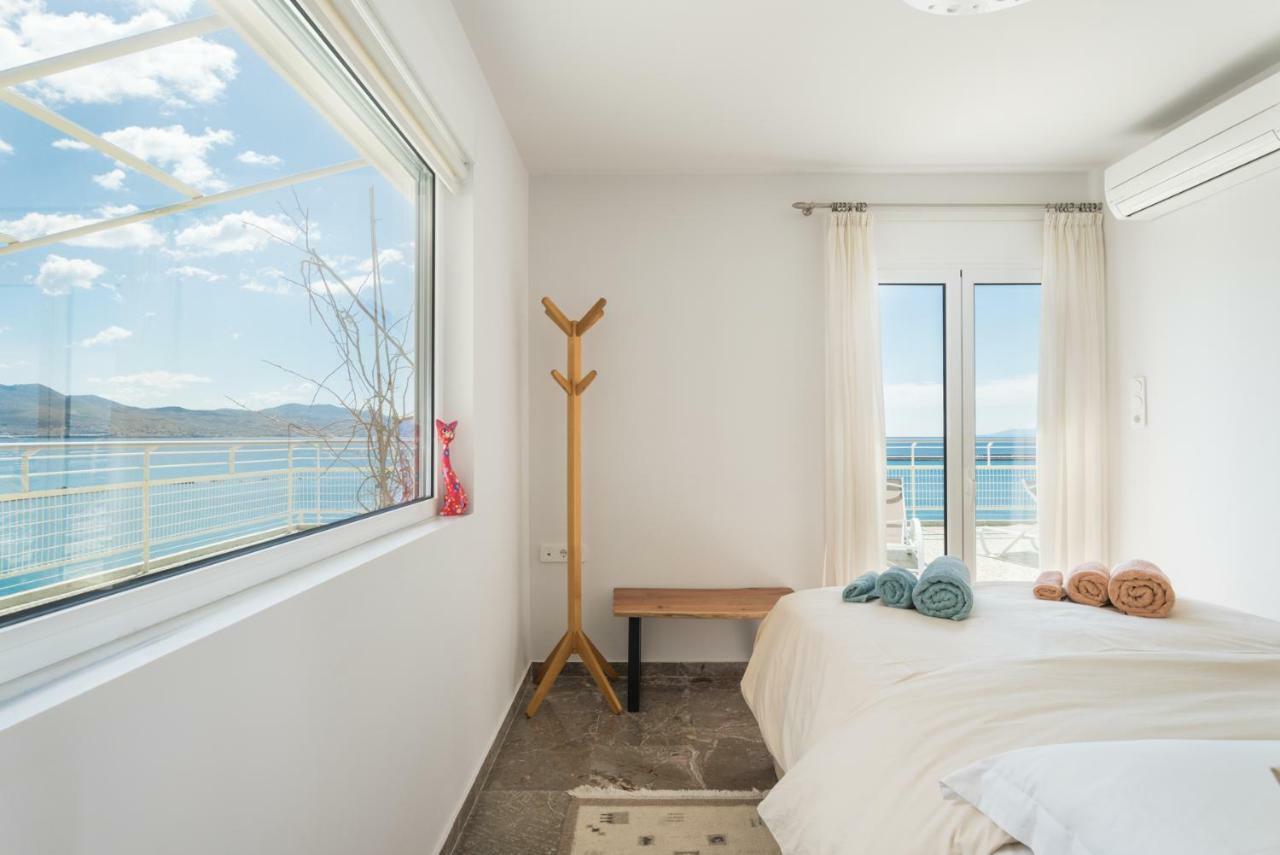 Seafront Penthouse Leo Appartement Kalamáta Buitenkant foto