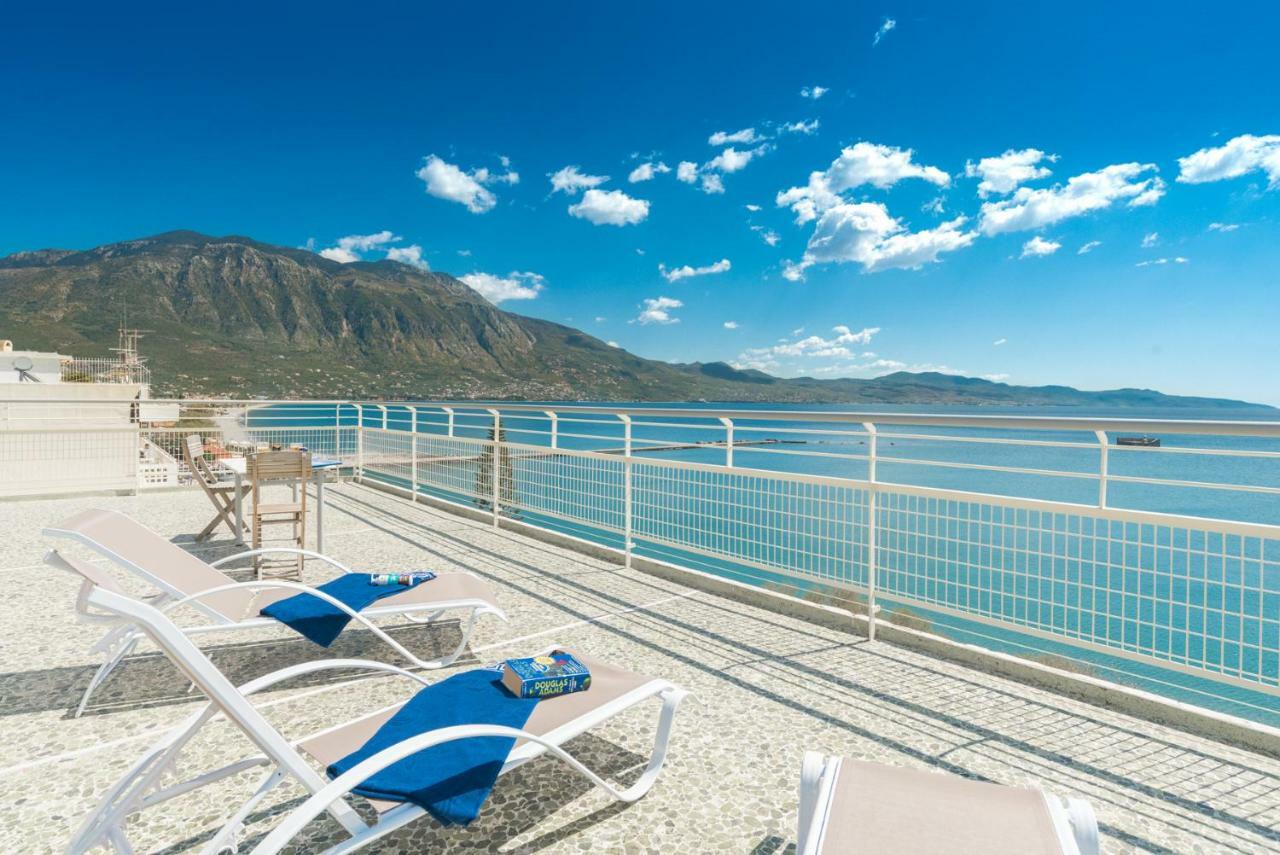 Seafront Penthouse Leo Appartement Kalamáta Buitenkant foto